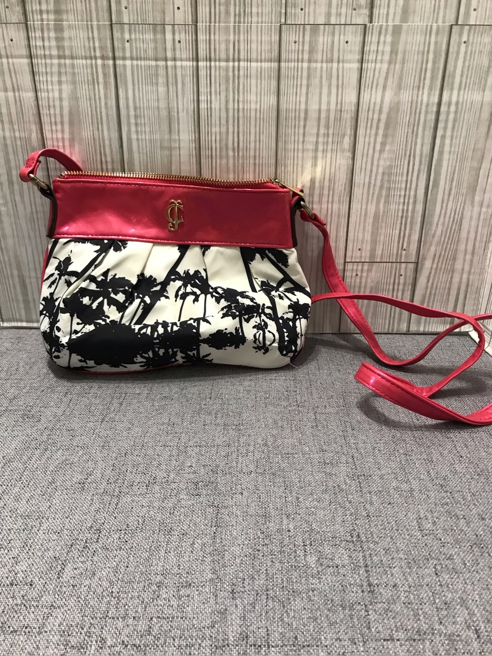 Juicy Couture Crossbody purse
